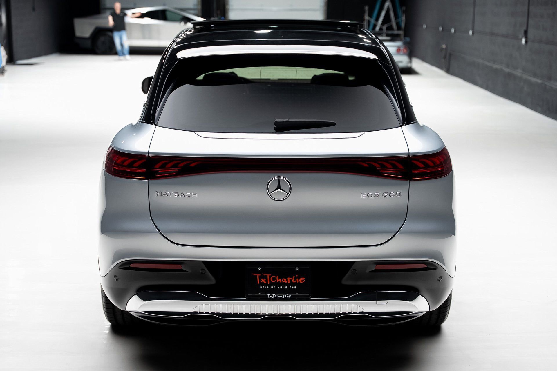 Used 2024 Mercedes-Benz Maybach EQS 680 4MATIC image 26