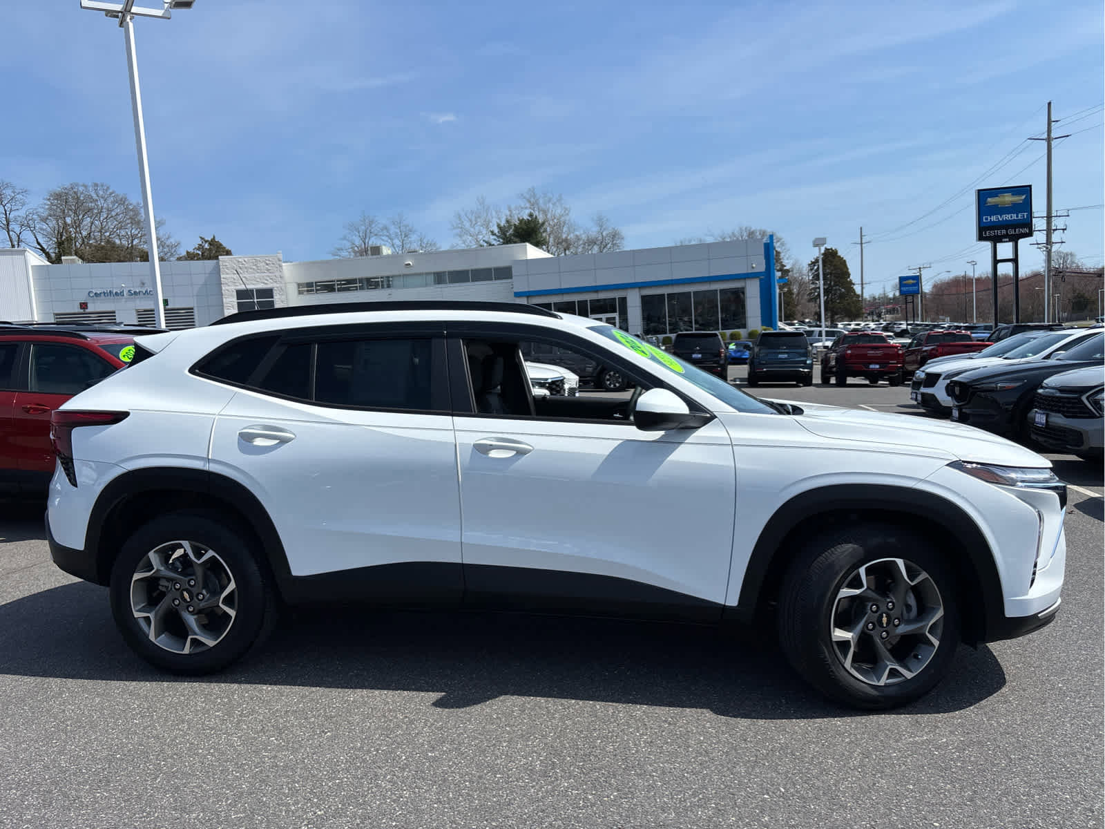 Certified 2024 Chevrolet Trax LT w/ Driver Confidence Package image 3