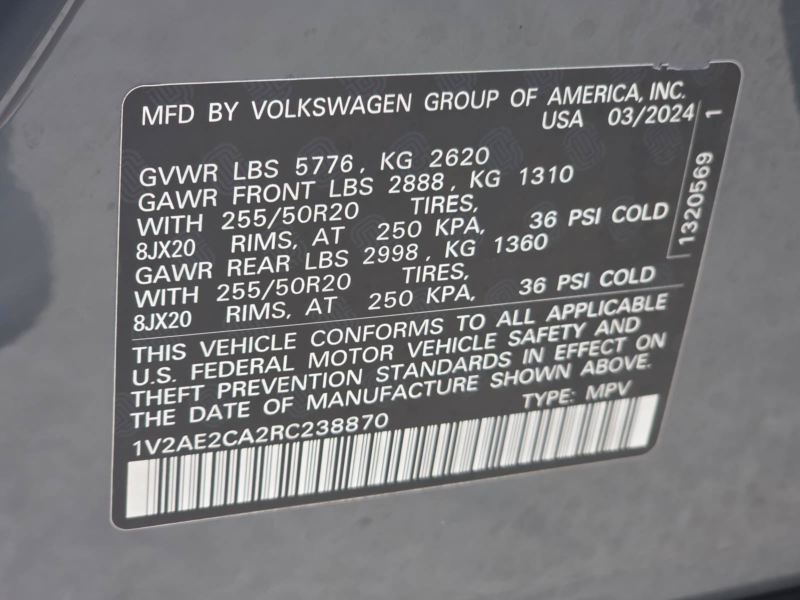 Used 2024 Volkswagen Atlas Cross Sport SEL R-Line AWD/4WD image 23