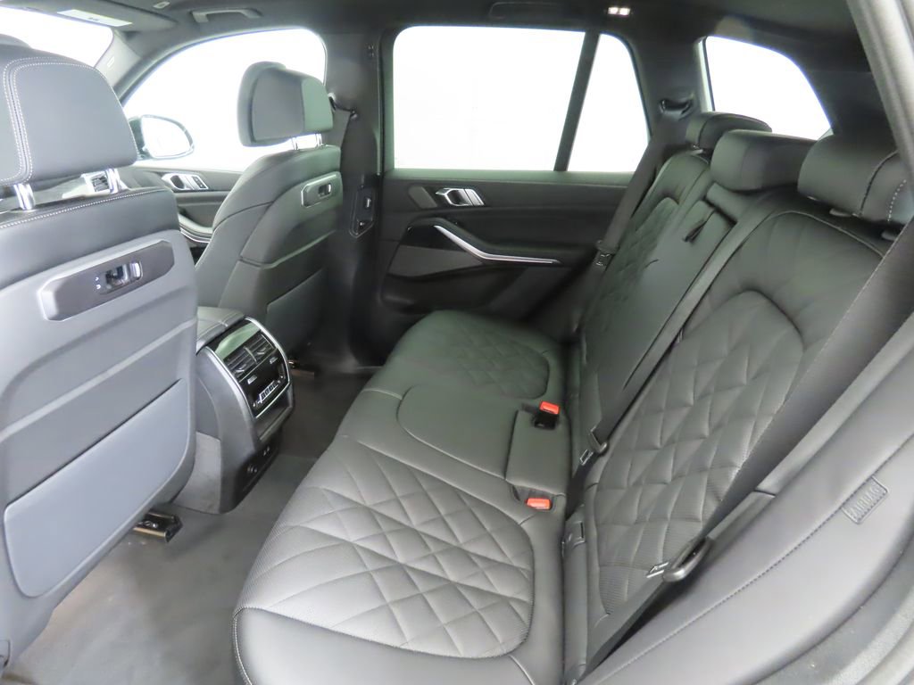New 2026 BMW X5 xDrive40i w/ M Sport Package image 22