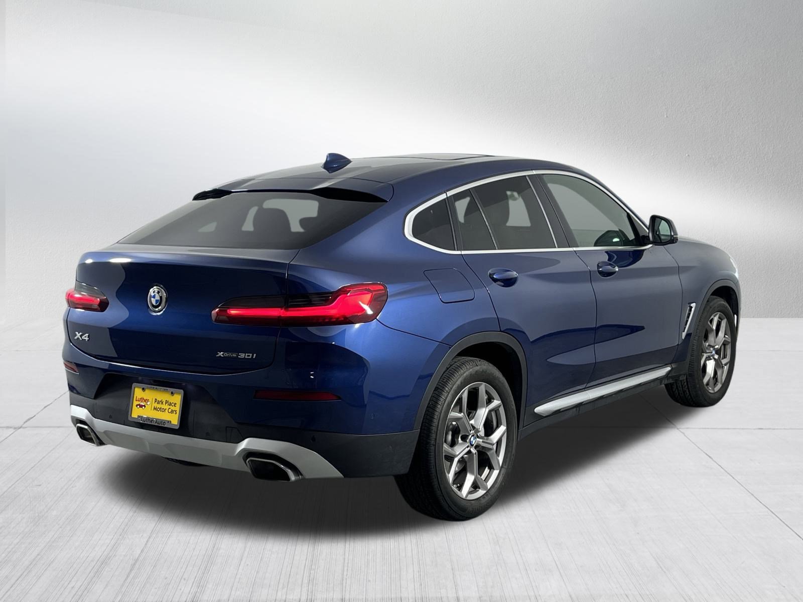 Certified 2022 BMW X4 xDrive30i w/ Premium Package 2 image 7