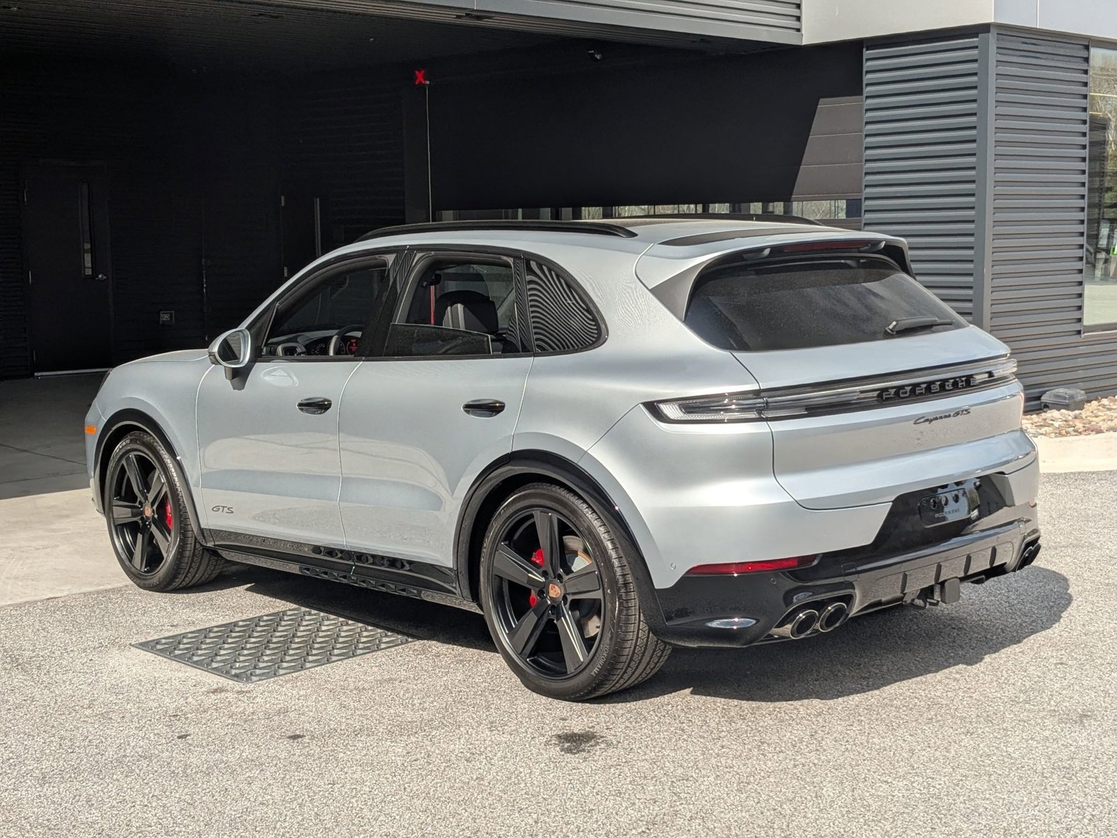 New 2026 Porsche Cayenne GTS AWD/4WD image 3