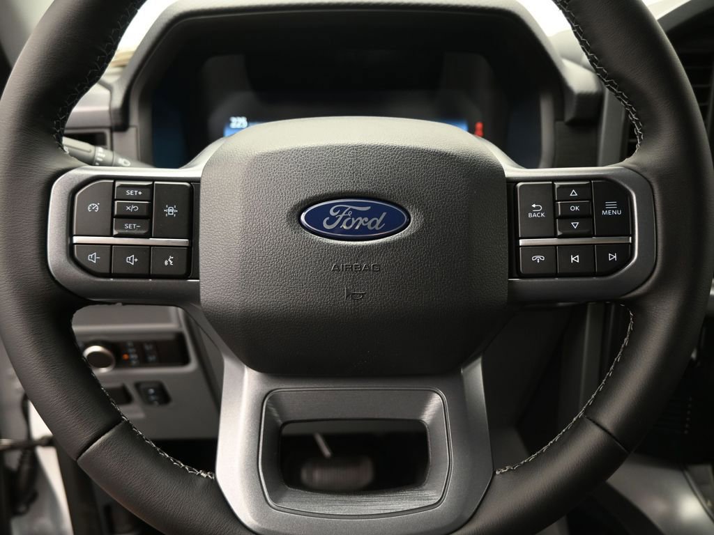 New 2025 Ford F150 Lightning XLT image 12