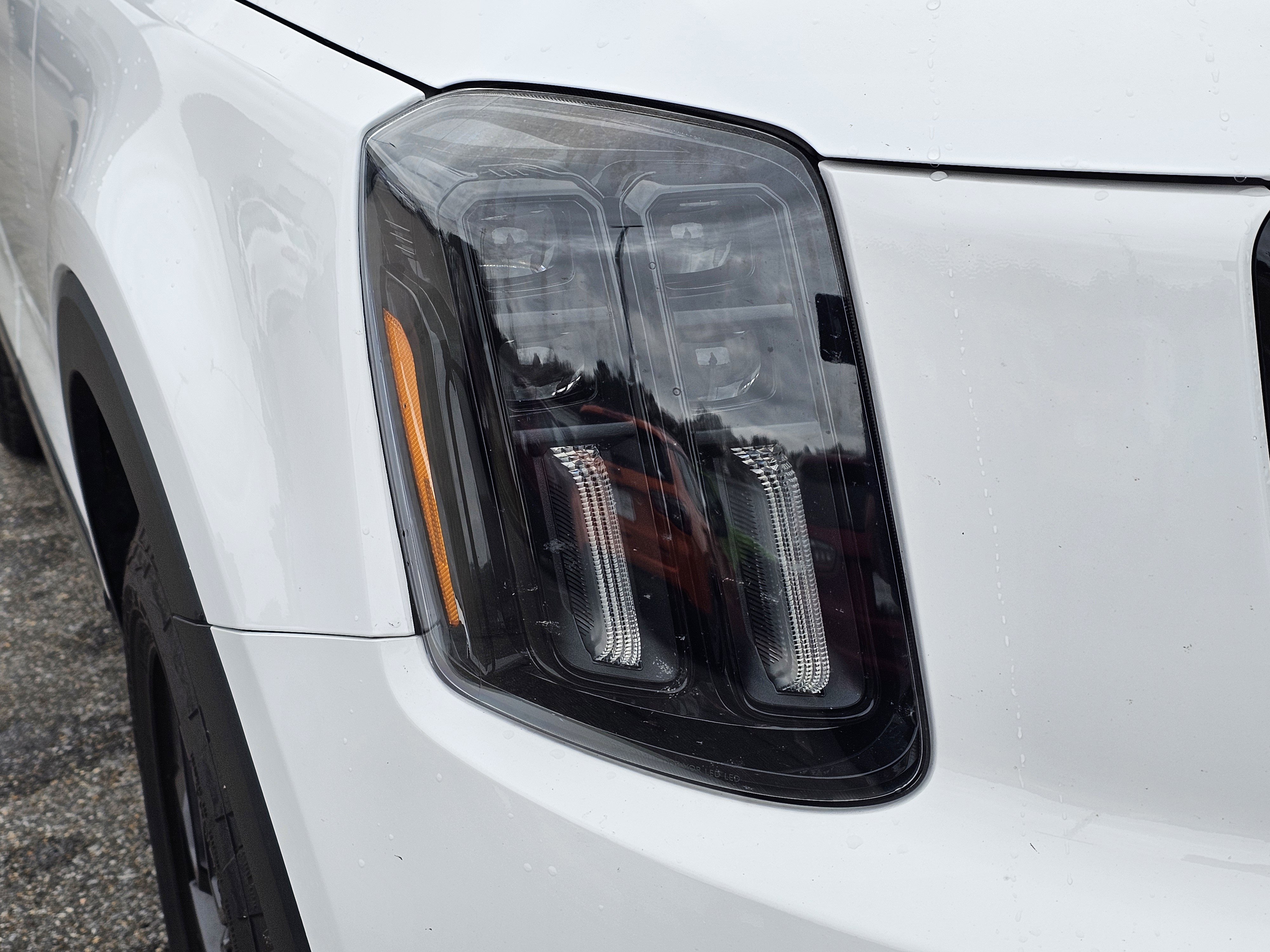 Used 2024 Kia Telluride SX Prestige X-Pro image 4
