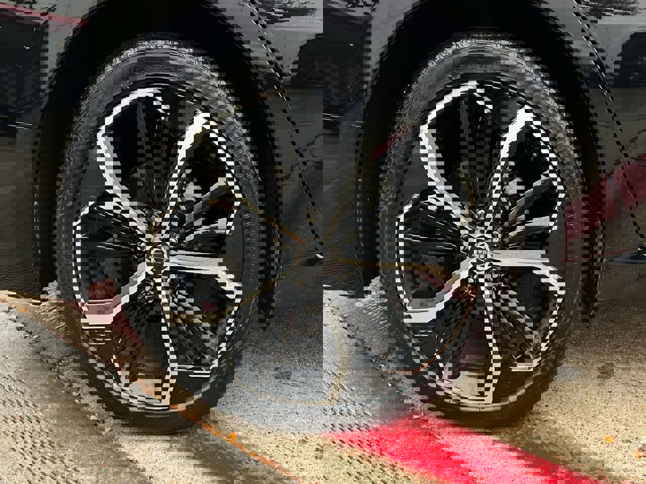 Used 2025 Nissan Altima 2.5 SR image 9