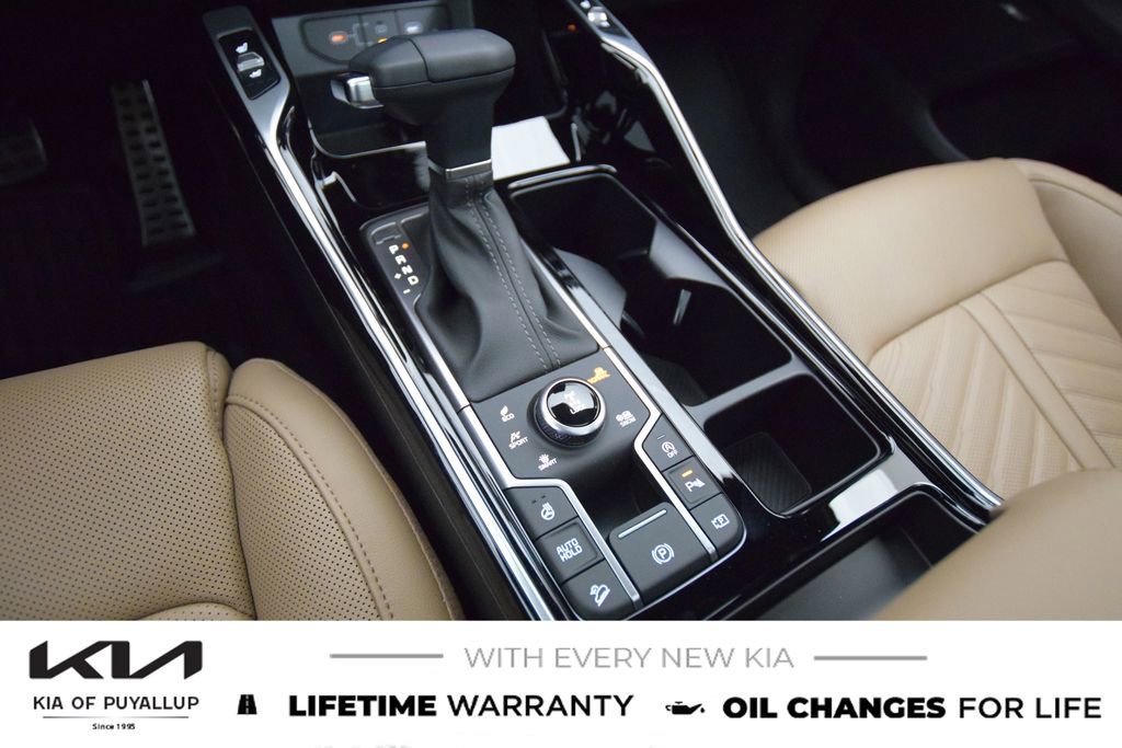 New 2025 Kia Sorento SX Prestige w/ Olive Brown Leather Package image 24