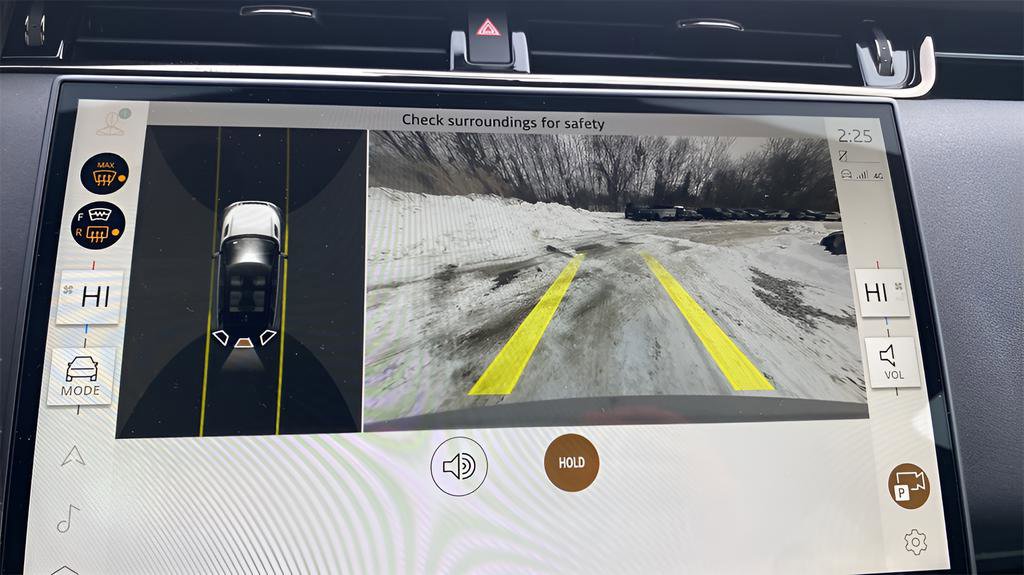 Used 2024 Land Rover Range Rover Evoque Dynamic SE image 19