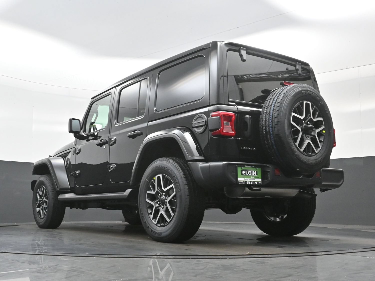 New 2027 Jeep Wrangler Unlimited Sahara AWD/4WD image 16