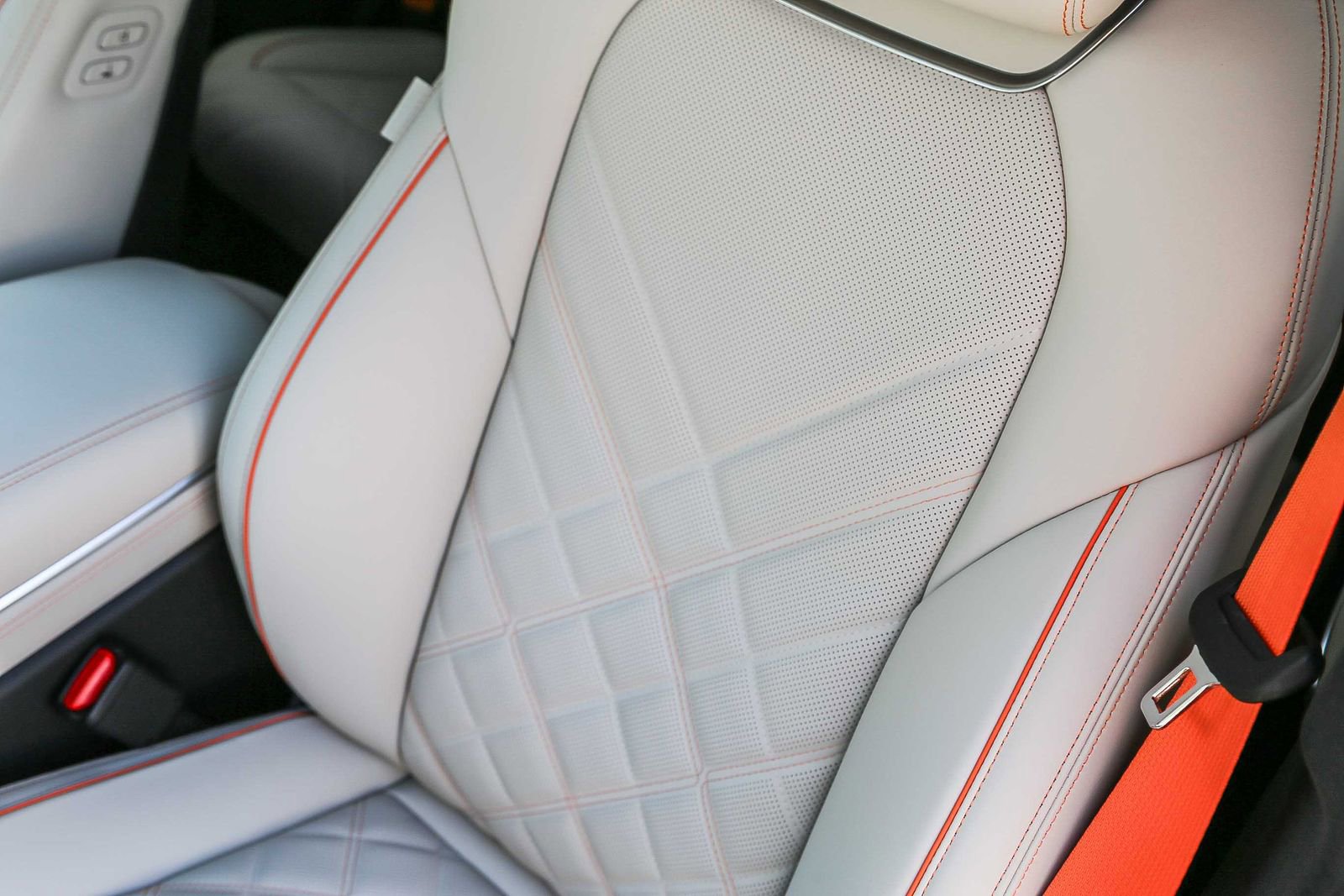 New 2026 Genesis GV70 3.5T Sport Prestige image 28