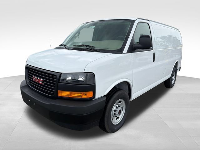New 2026 GMC Savana 2500 w/ Driver Convenience Package RWD image 3