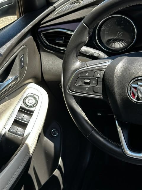 Used 2022 Buick Encore GX Select FWD image 31