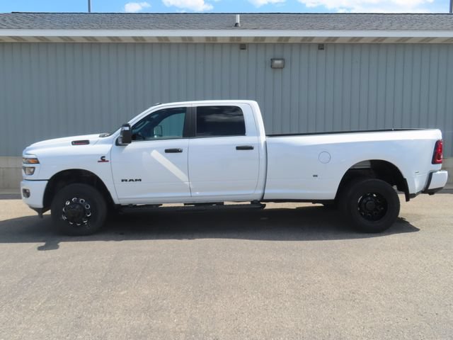 New 2026 RAM 3500 Big Horn AWD/4WD image 8