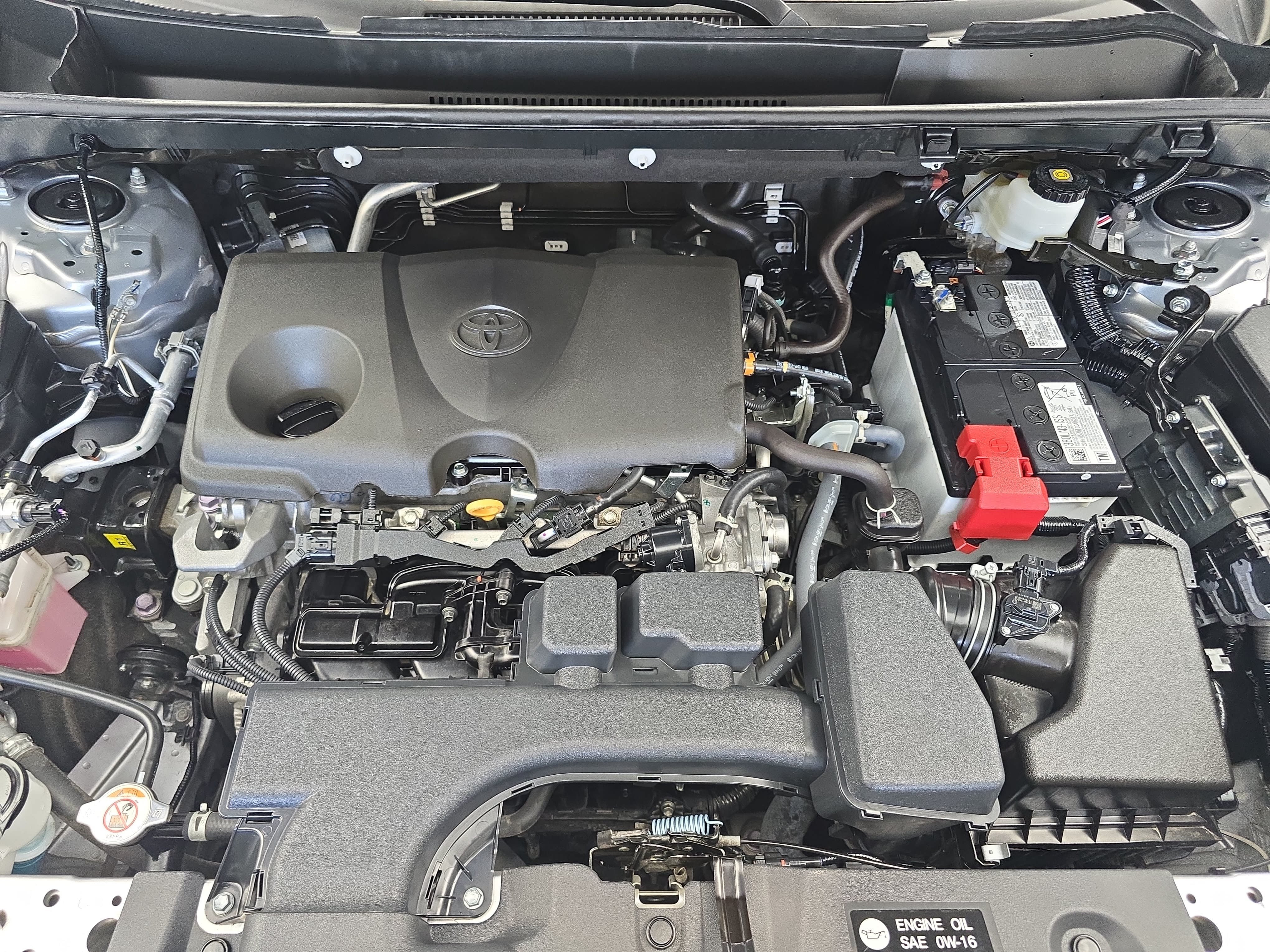Used 2024 Toyota RAV4 XLE Premium w/ Weather Package FWD image 30