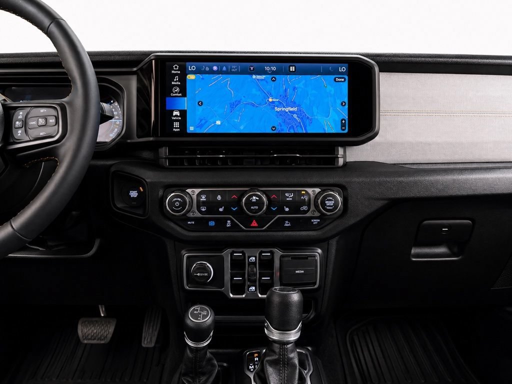 Used 2024 Jeep Wrangler Unlimited w/ Convenience Group AWD/4WD image 19