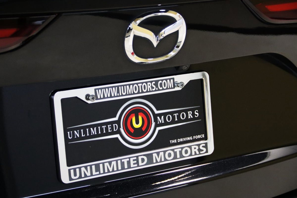 Used 2025 MAZDA CX-70 Plug-In Hybrid w/ Premium Pkg image 4