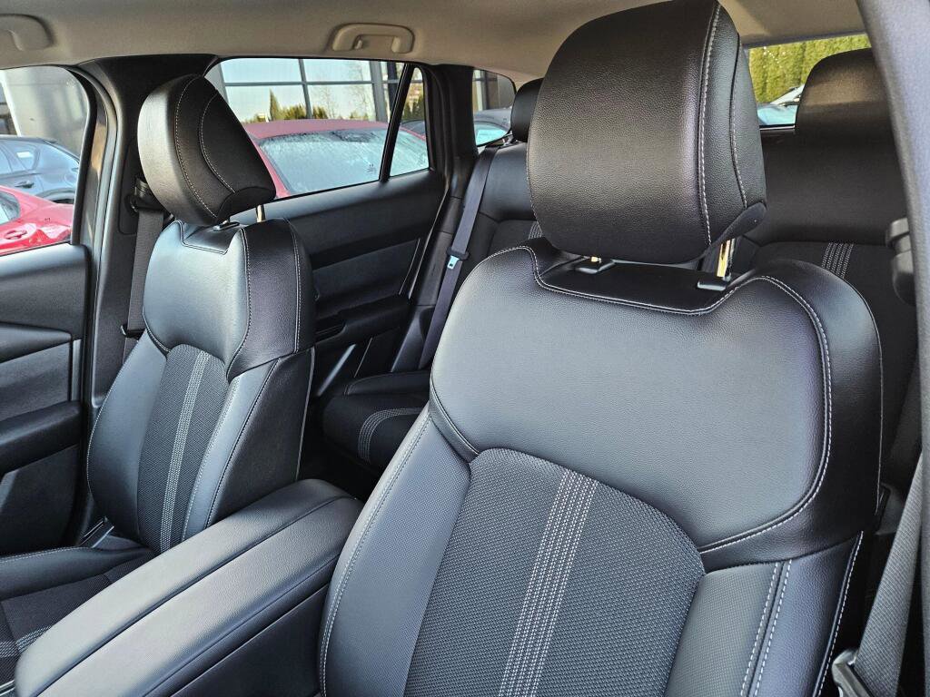 Certified 2025 MAZDA CX-50 2.5 Hybrid w/ Preferred Pkg image 14