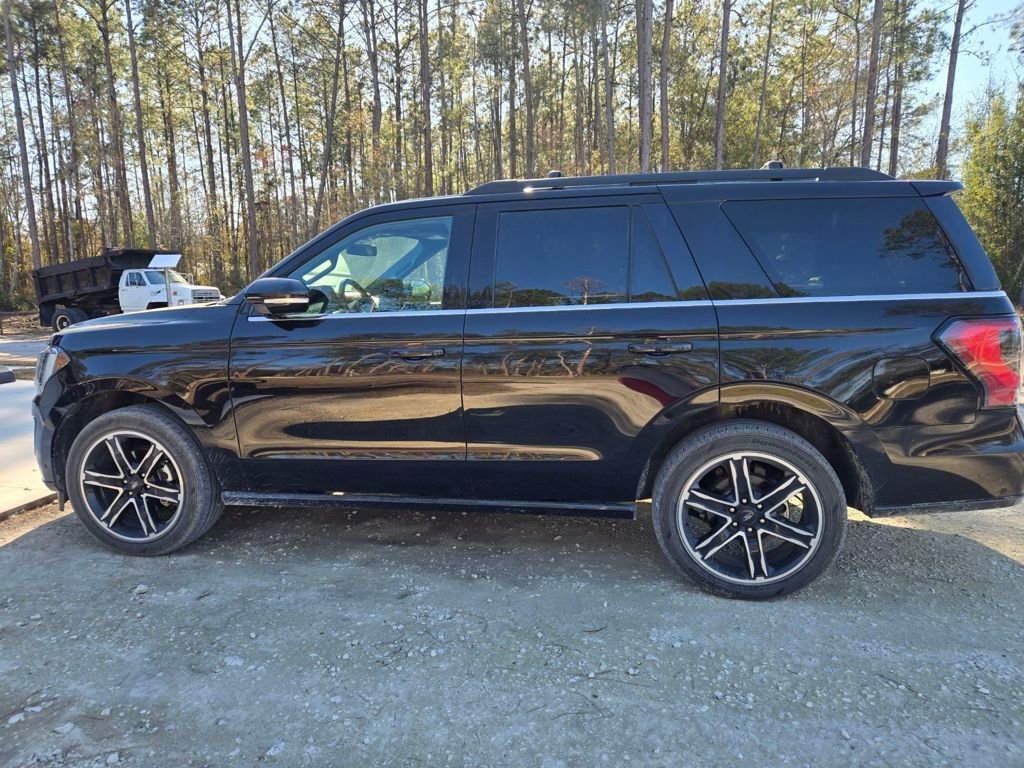 Used 2019 Ford Expedition Limited w/ Equipment Group 303A image 2