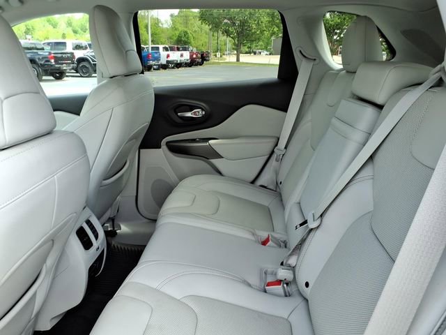 Used 2019 Jeep Cherokee Limited image 23