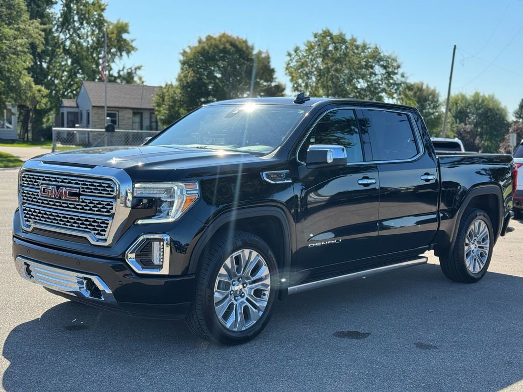 Used 2022 GMC Sierra 1500 Denali w/ Denali Premium Package image 4