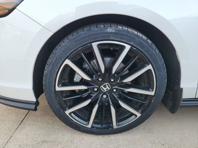 Used 2025 Honda Accord Sport image 9