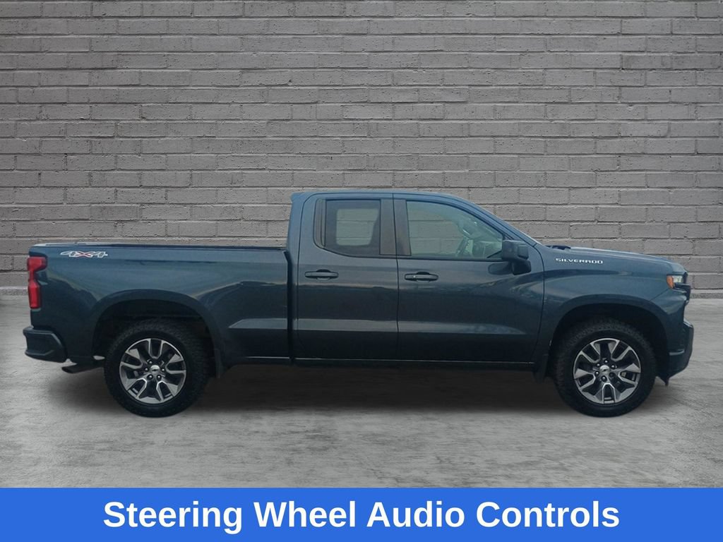 Used 2020 Chevrolet Silverado 1500 RST w/ RST Value Package AWD/4WD image 10