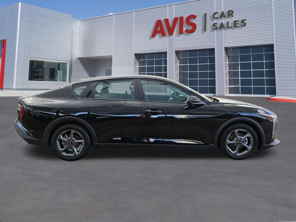 Used 2025 Kia K4 FWD image 7