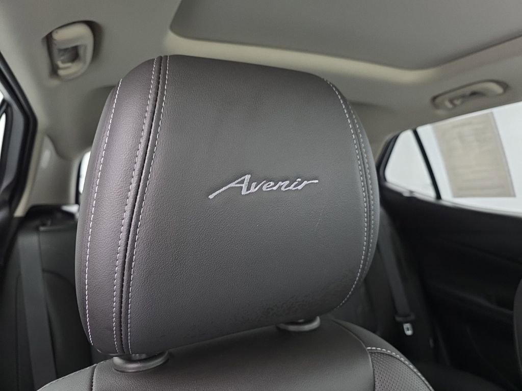 Used 2025 Buick Encore GX Avenir w/ Avenir Technology Package AWD/4WD image 56