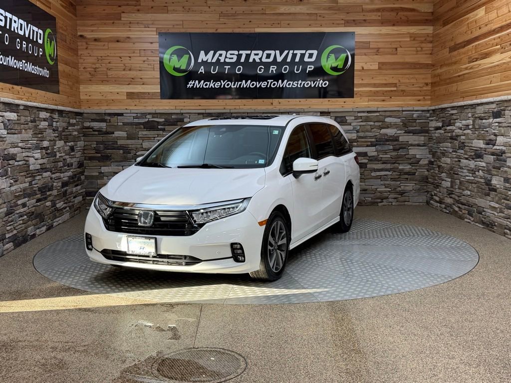 Used 2023 Honda Odyssey Touring image 4