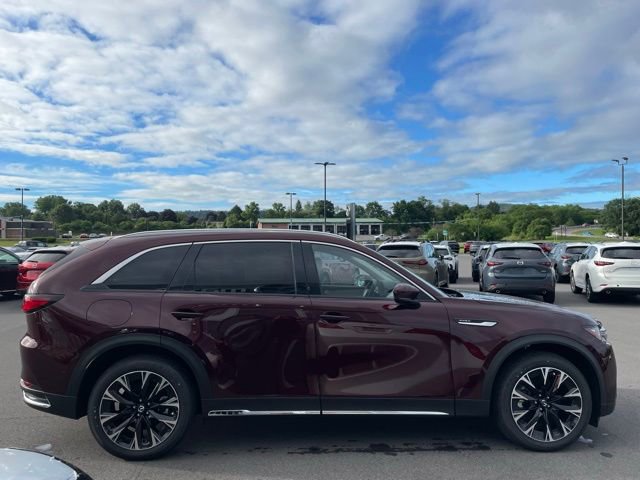 Used 2024 MAZDA CX-90 Plug-In Hybrid w/ Premium Pkg AWD/4WD image 4