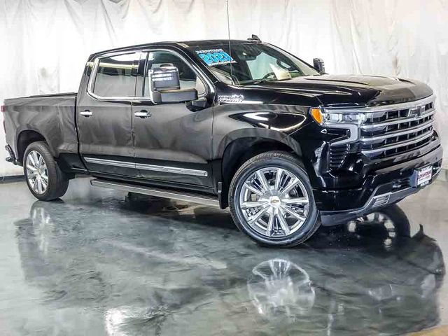 Certified 2023 Chevrolet Silverado 1500 High Country w/ High Country Premium Package AWD/4WD image 2