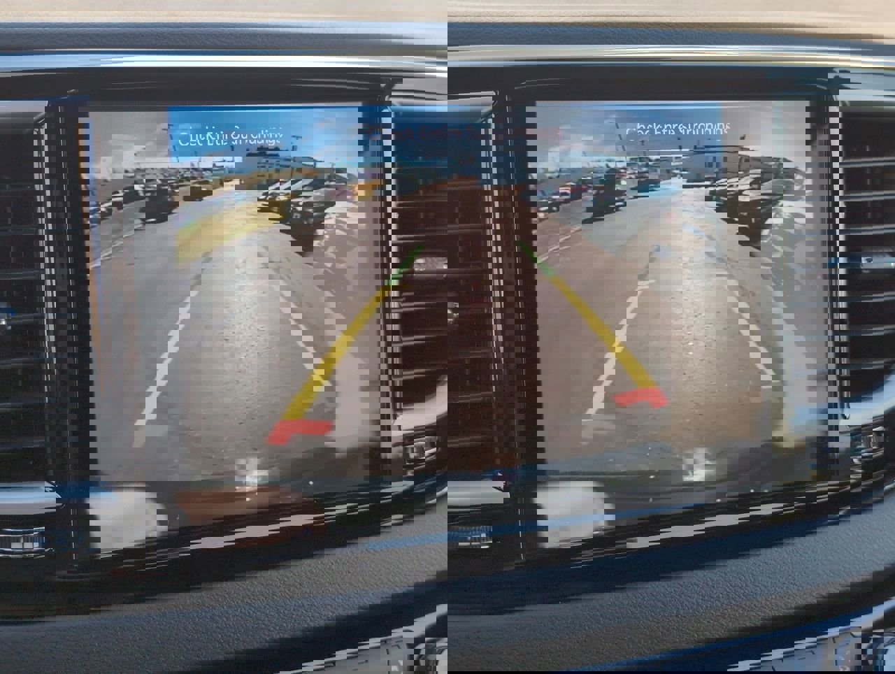 Used 2025 Chrysler Pacifica Select image 22