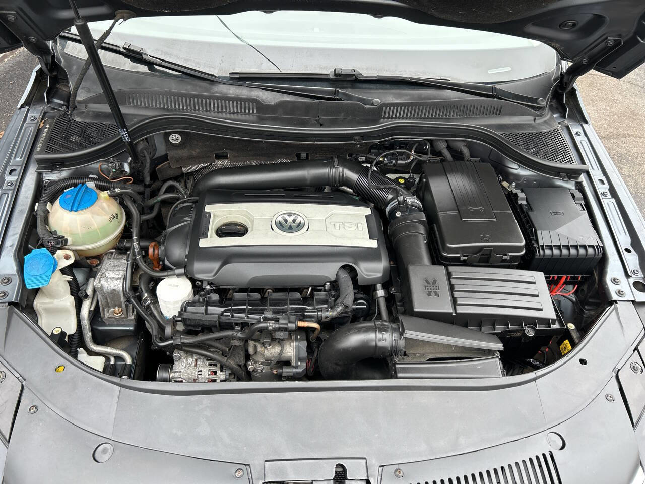 Used 2013 Volkswagen CC Sport image 20