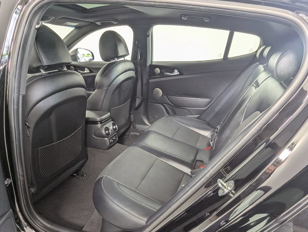 Used 2021 Kia Stinger GT-Line w/ Sun & Sound Package RWD image 23
