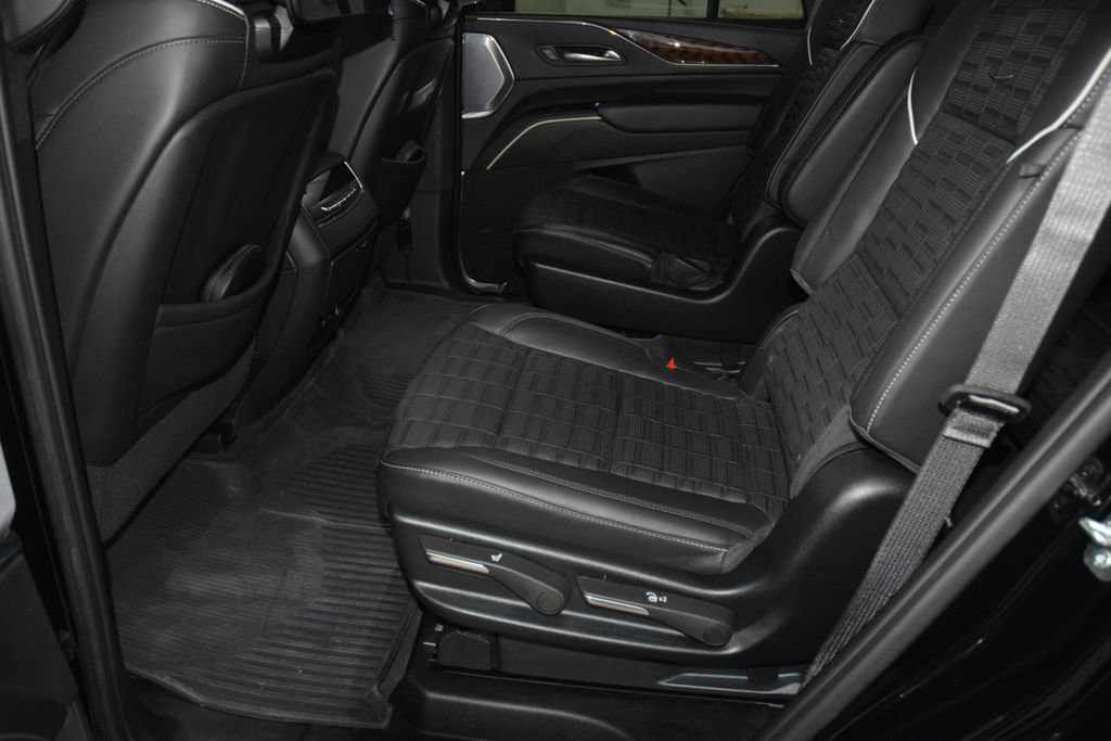 Used 2024 Cadillac Escalade Sport Platinum w/ Heavy-Duty Trailer Package AWD/4WD image 46