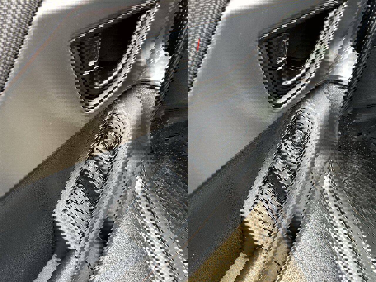 Used 2024 Subaru Impreza 2.0i Sport image 27