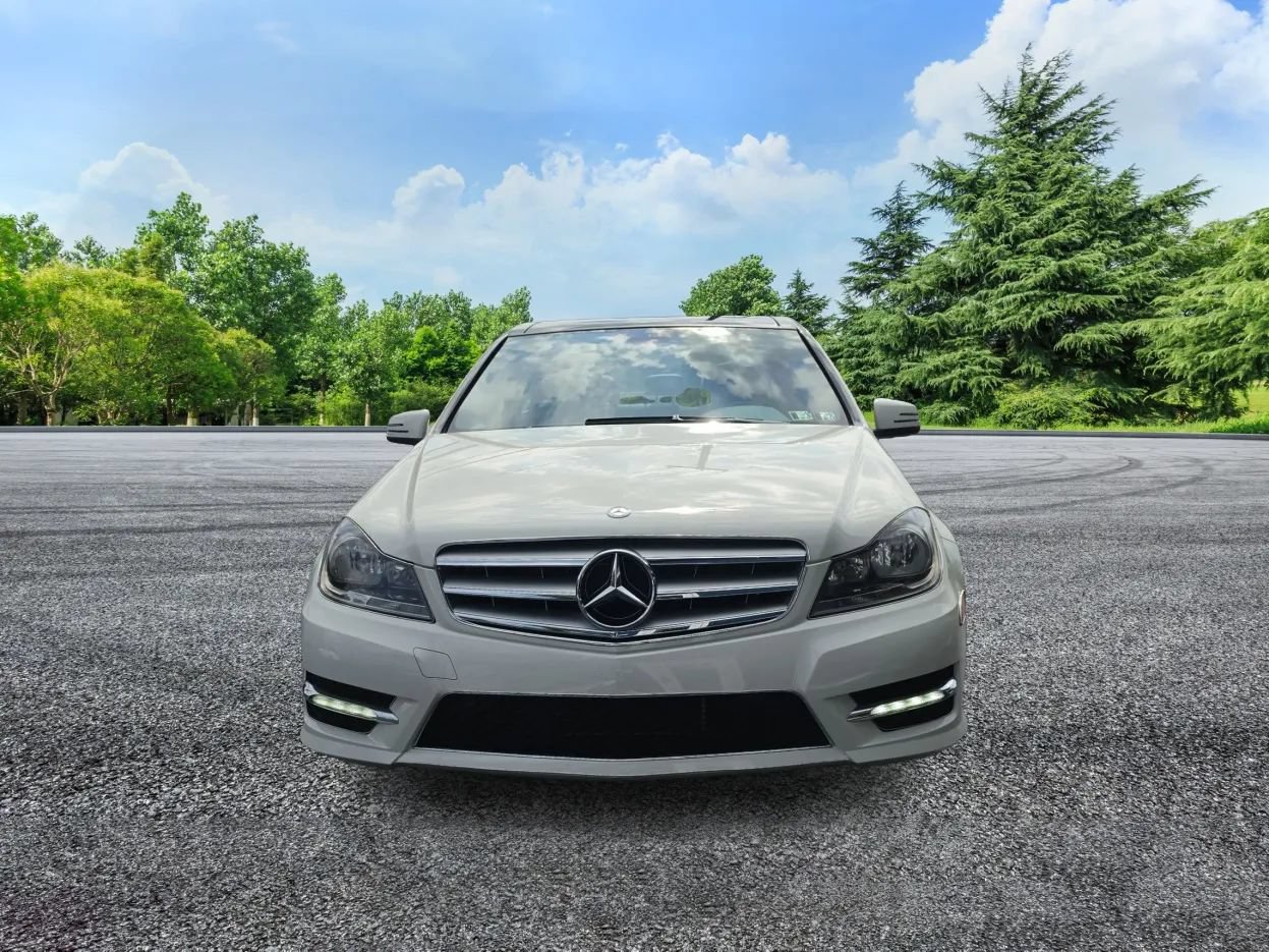 Used 2012 Mercedes-Benz C 300 4MATIC Sedan image 7
