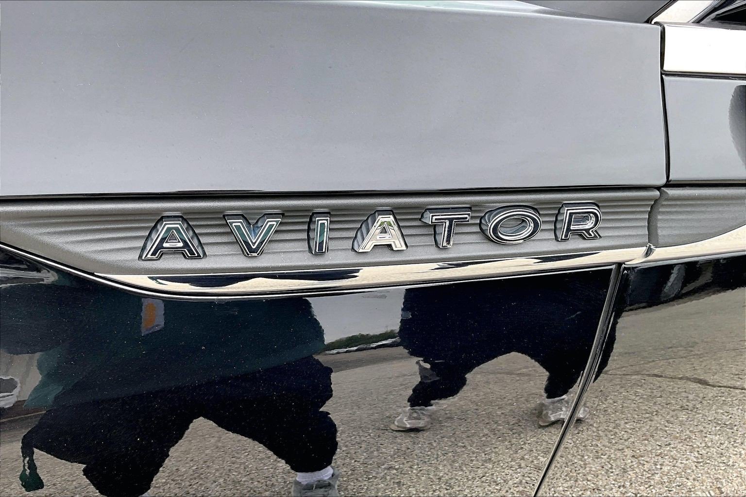 Used 2025 Lincoln Aviator Reserve w/ Equipment Group 201A AWD/4WD image 32