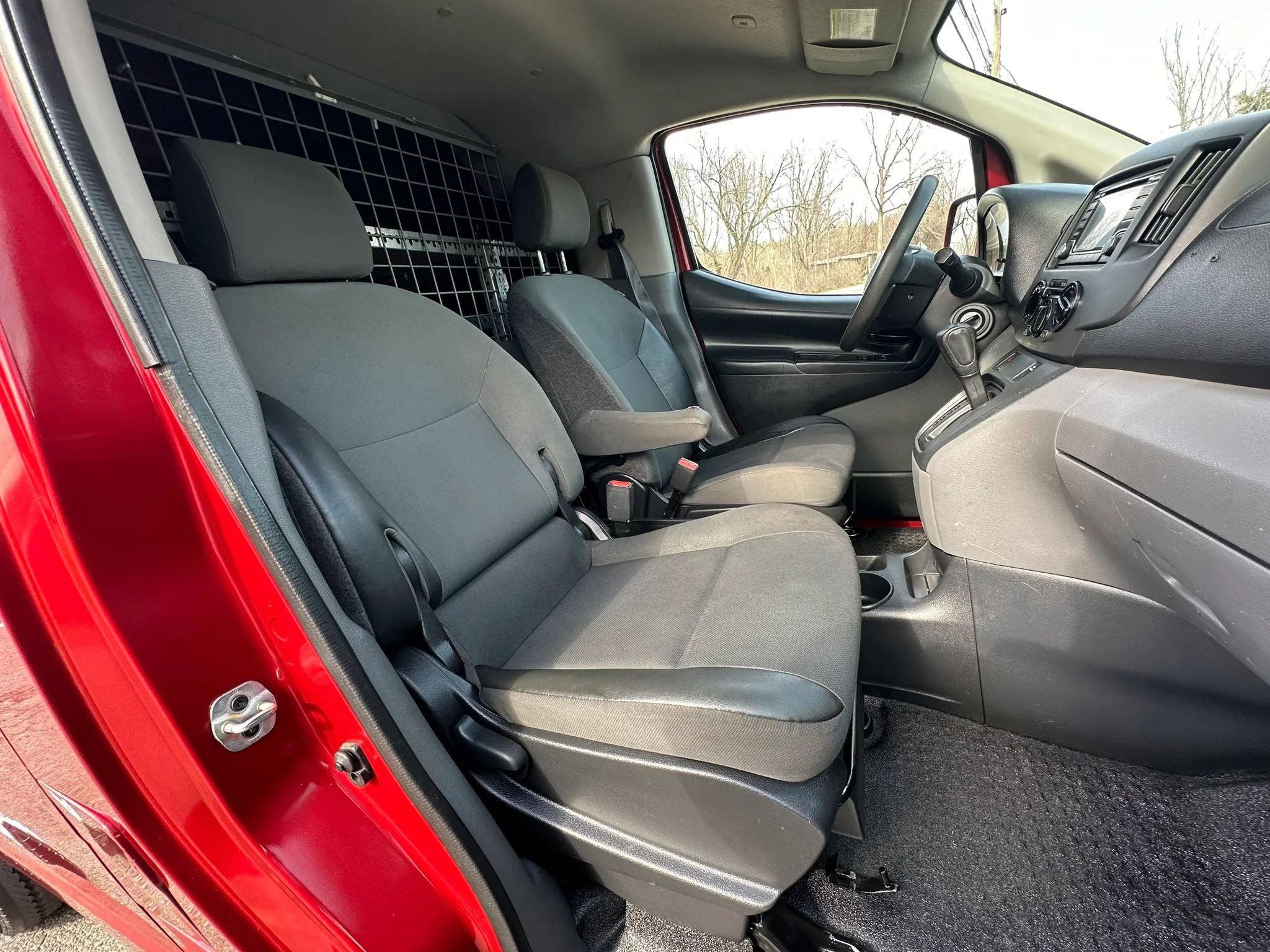 Used 2018 Nissan NV200 SV image 15