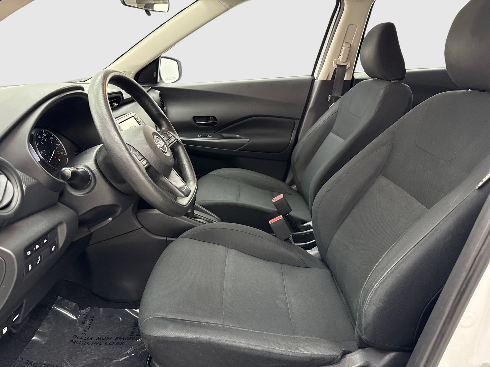 Used 2023 Nissan Kicks S FWD image 17