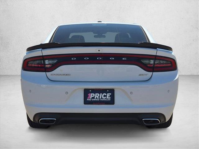 Used 2018 Dodge Charger SXT RWD image 7