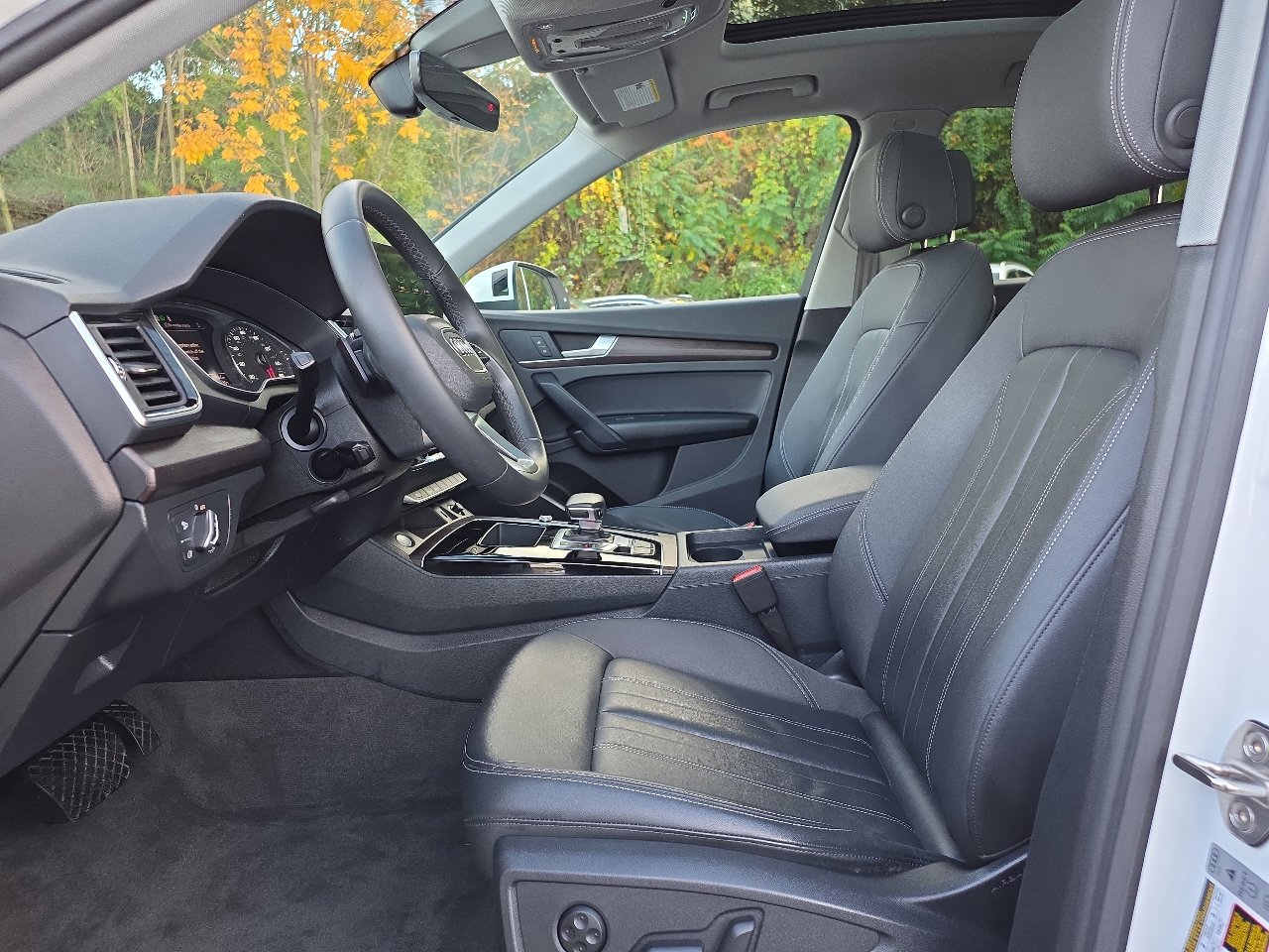 Used 2023 Audi Q5 2.0T Premium w/ Convenience Package image 38