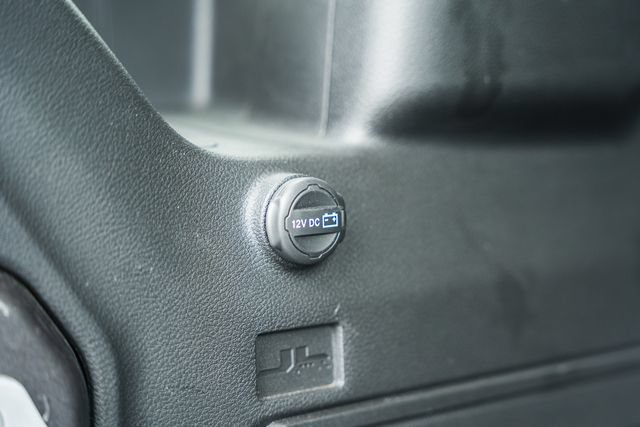 Used 2025 Jeep Wrangler Unlimited Sahara AWD/4WD image 14