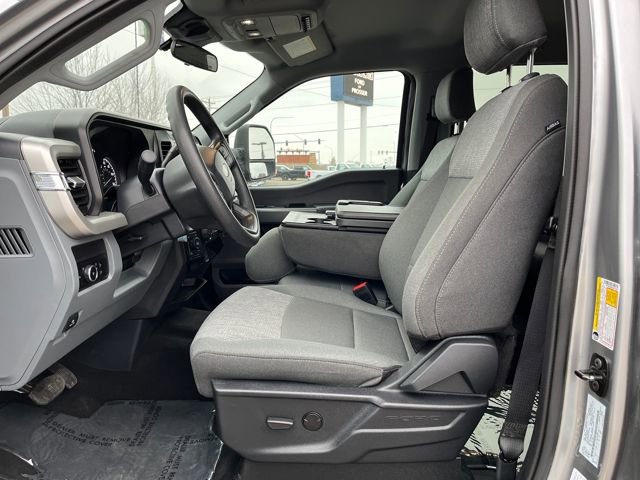 Used 2024 Ford F250 XLT w/ FX4 Off-Road Package image 10