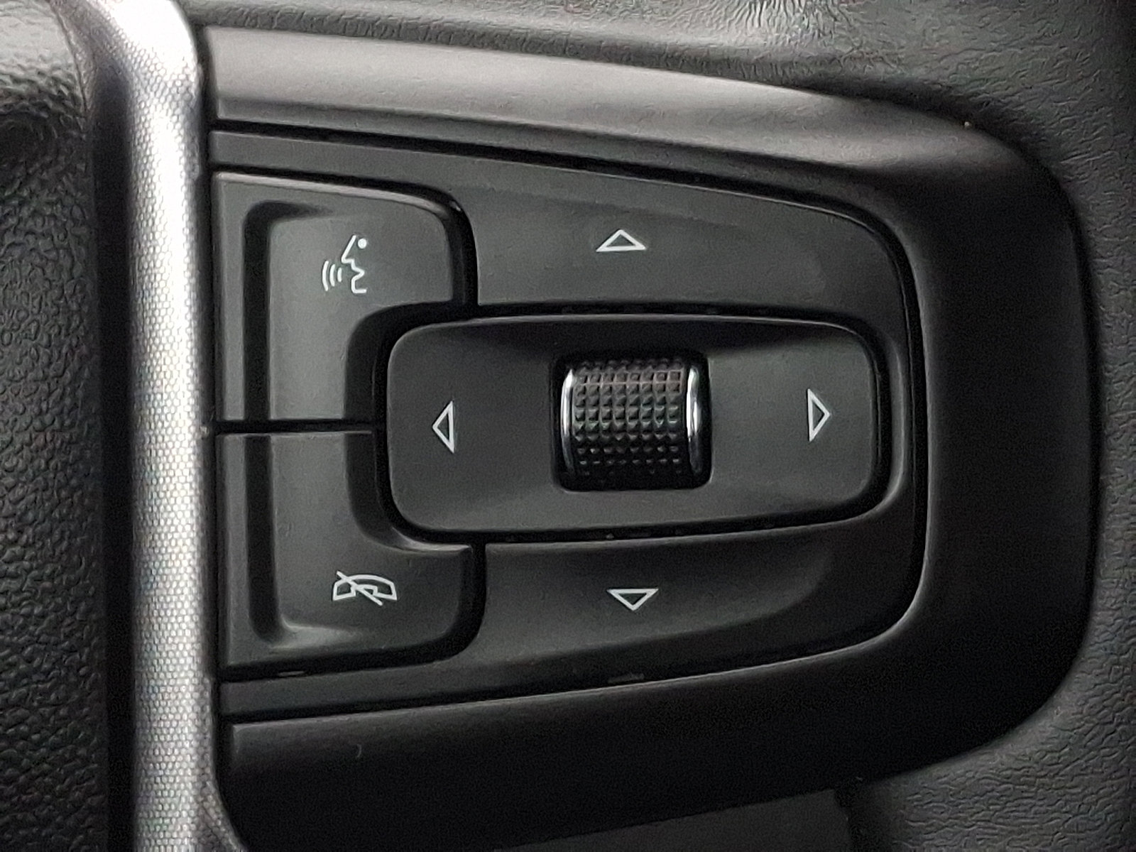 Used 2022 GMC Sierra 1500 SLE image 22