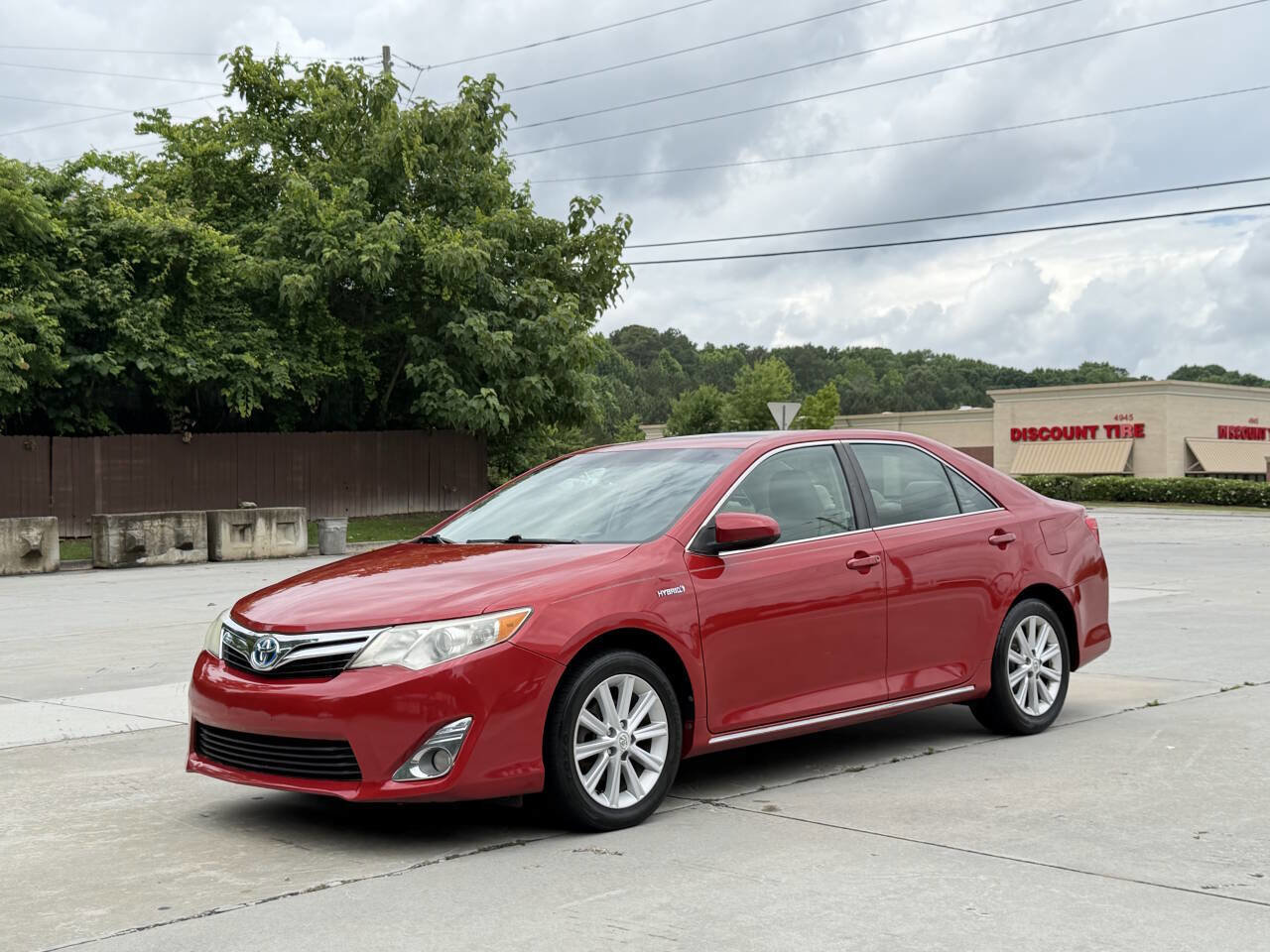 Used 2012 Toyota Camry XLE w/ Convenience Pkg FWD image 1