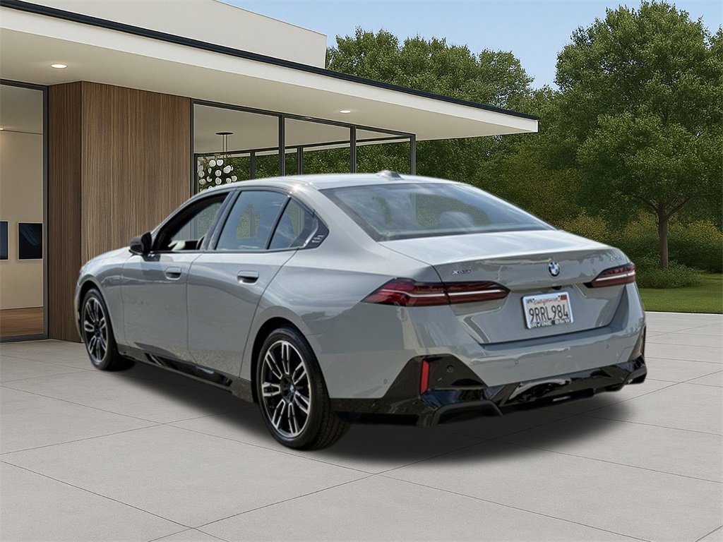 Used 2025 BMW 530i xDrive w/ M Sport Package image 11