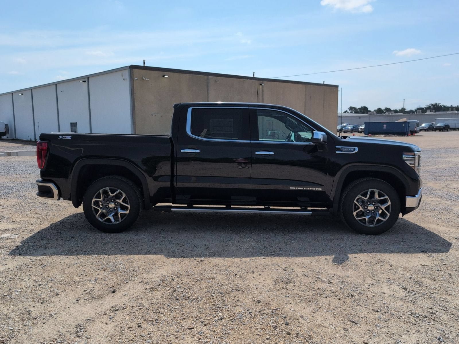 New 2026 GMC Sierra 1500 SLT w/ SLT Premium Plus Package AWD/4WD image 7
