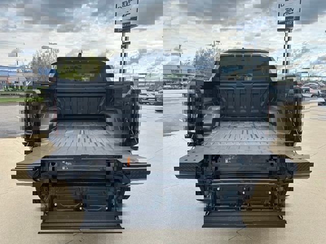 New 2025 GMC Hummer EV 2X w/ LPO, Dark Essentials Package image 19