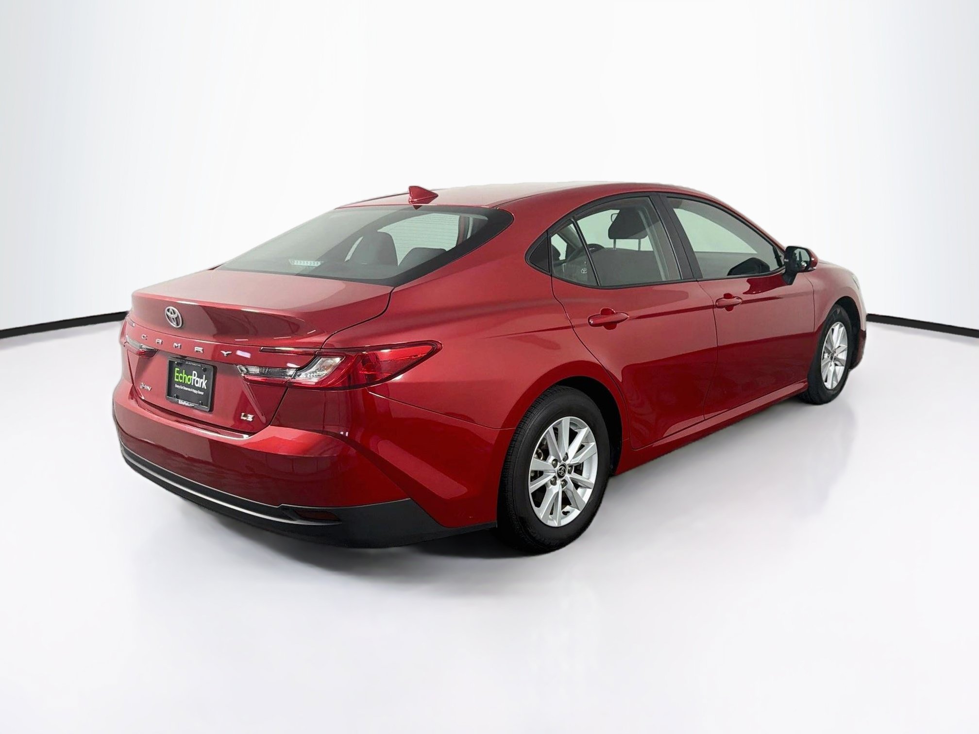 Used 2025 Toyota Camry LE FWD image 9