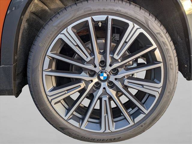 Used 2025 BMW X1 xDrive28i AWD/4WD image 10